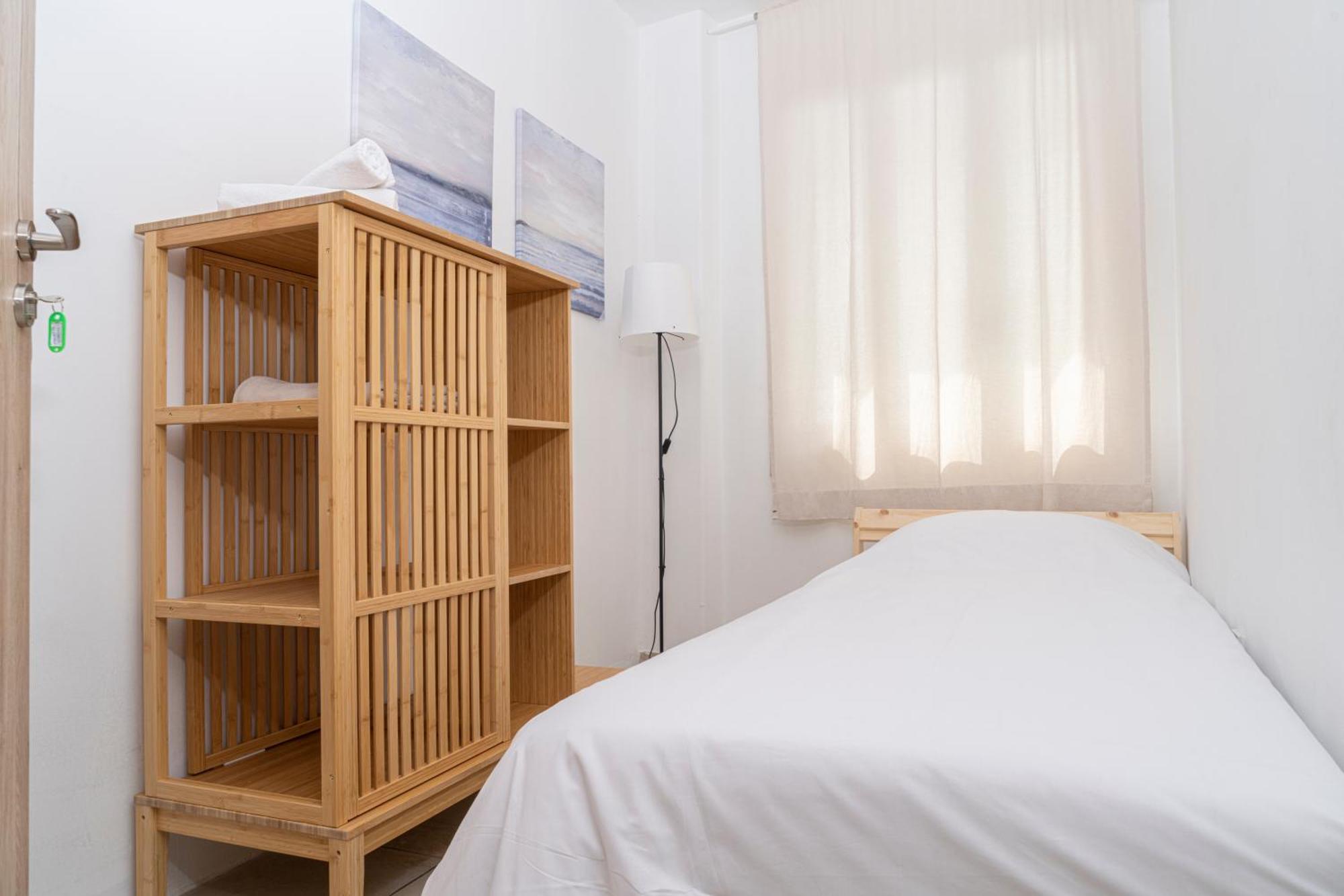 Private Room In Shared Flat Nicosia Exteriör bild